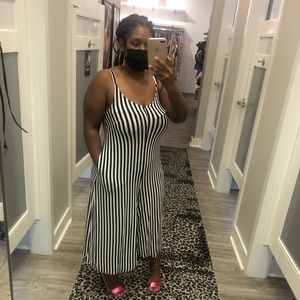 Stripped super soft romper WITH POCKETS!!!!